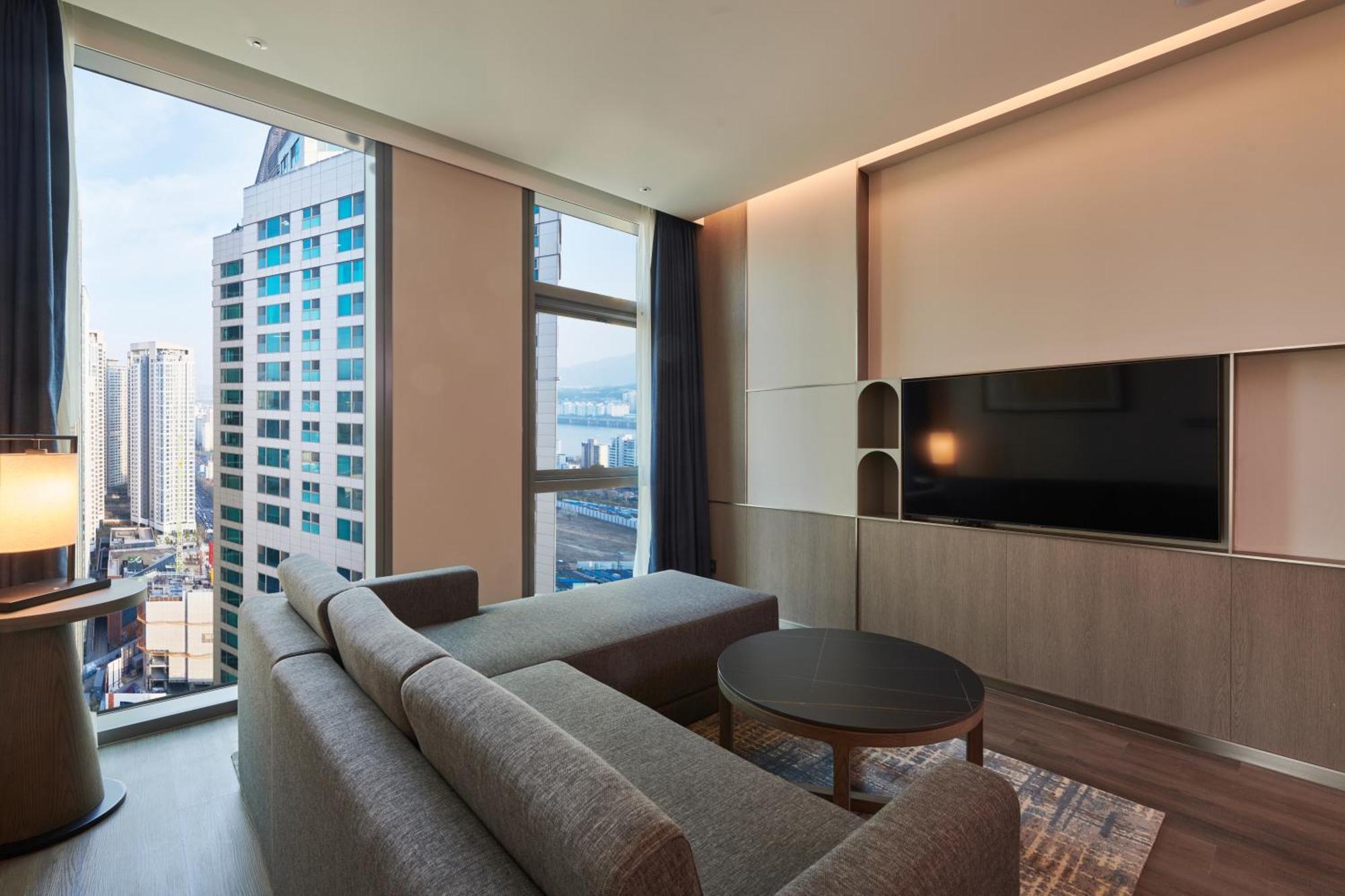 Nine Tree Premier Rokaus Hotel Seoul Yongsan Екстериор снимка